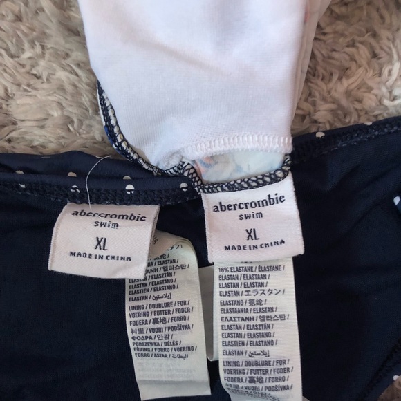 Abercrombie kids swimsuit - Picture 3 of 3